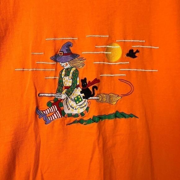 BASIC Editions Vintage 90s Halloween Witch Broom Cat Orange Long Sleeve Tee Sz M - Picture 3 of 16